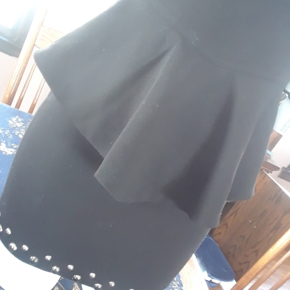 Size xsmall sleeveless body cocoon black dress 👗 - Picture 7 of 16